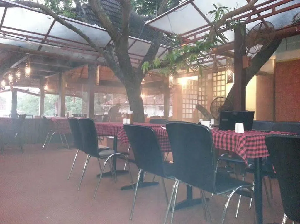 The Mango Tree Inn Kochi Hotel